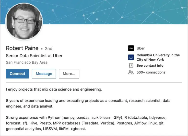 What should I write in LinkedIn about data analyst section