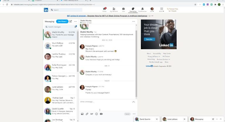 Where is the messaging icon on LinkedIn