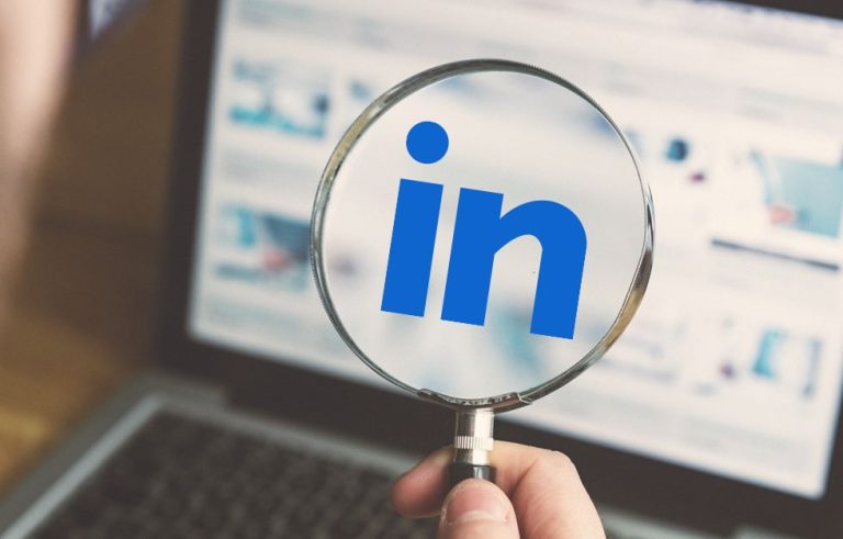 How do I use LinkedIn for executive job search