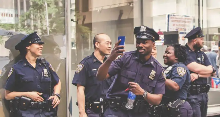 Can police officers be on social media