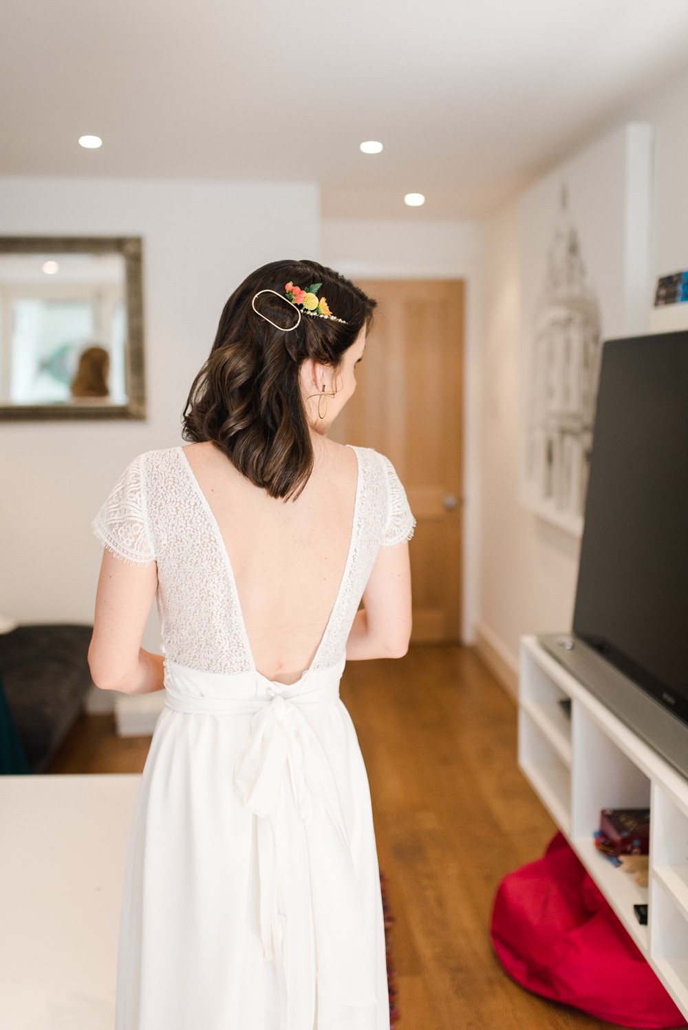 Natural & Vibrant Oxford Marquee Wedding with Foliage Hoops