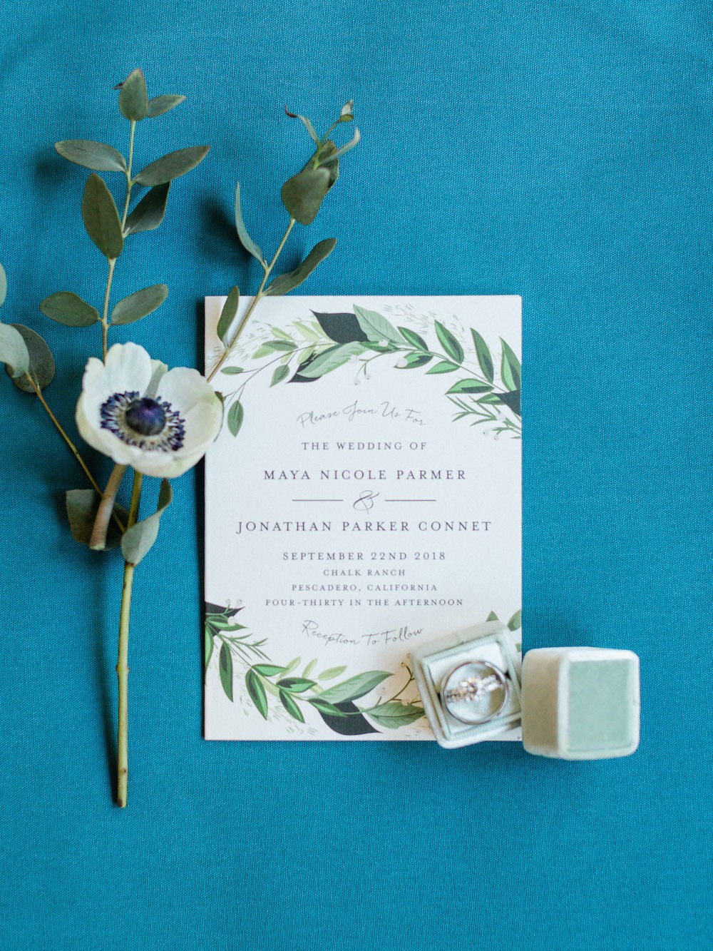 Coastal Chic Outdoor Wedding in Blue Hues