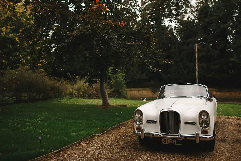 Breathtaking & Stylish Castle Wedding in the Cotswolds