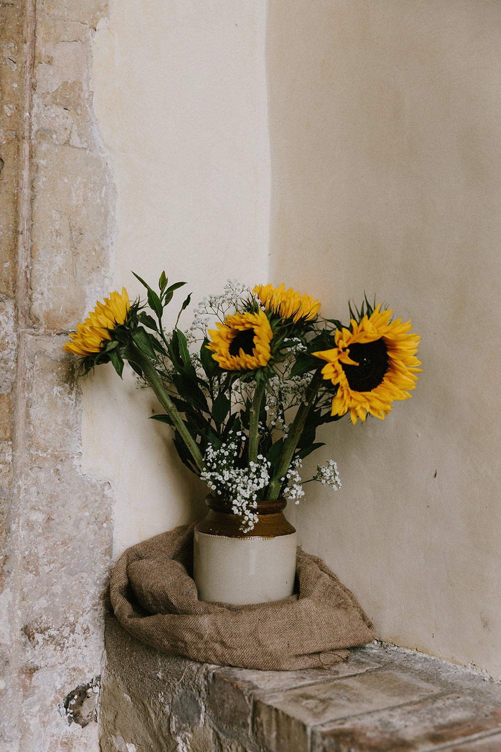 Home Made Eco Friendly Wedding with Home Grown Sunflowers