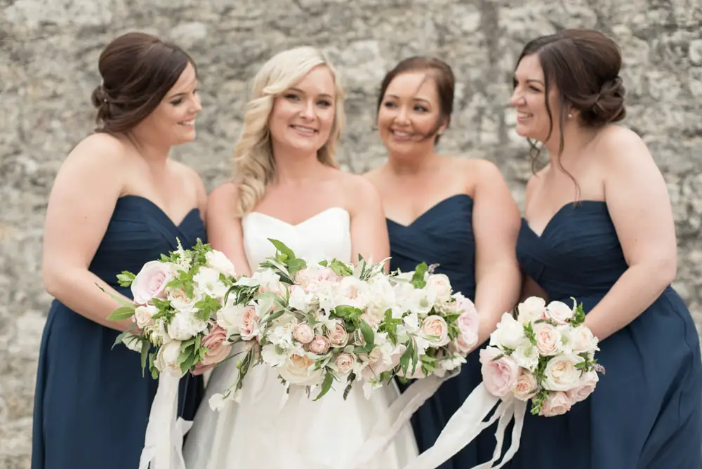 BEAUTIFUL BRIDESMAIDS