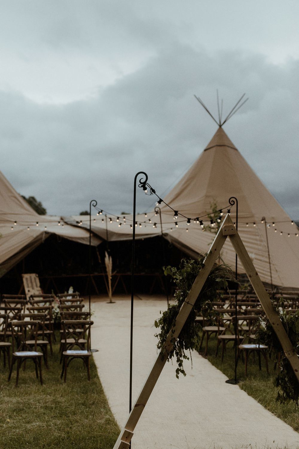 Festoon Light Outdoor Aisle