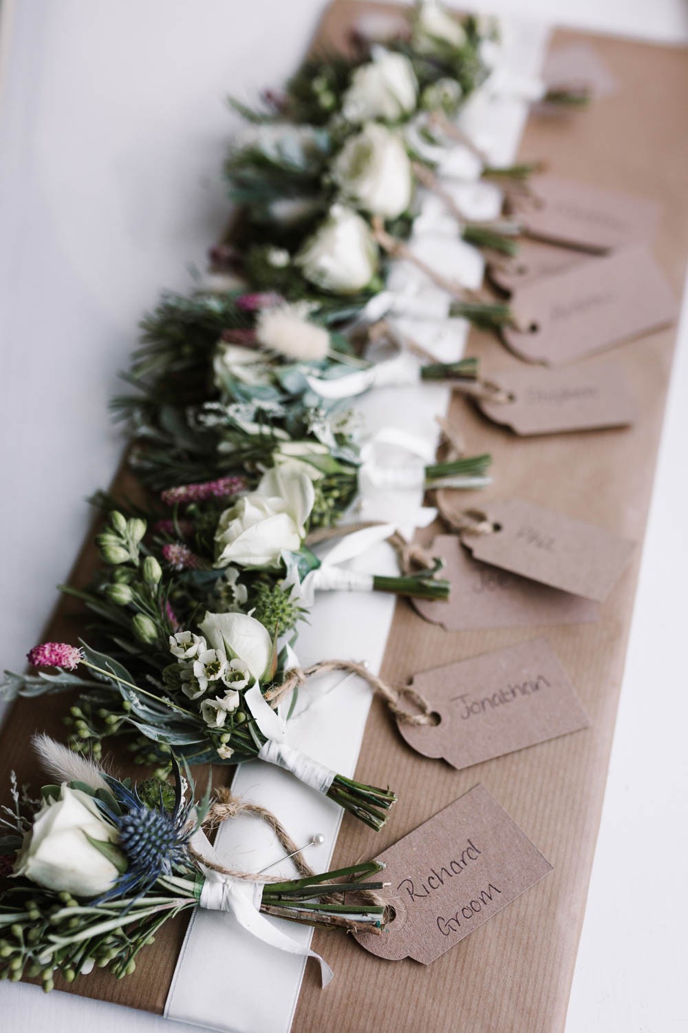 Minimalist Art Gallery Wedding with Timeless Yet Cool Style