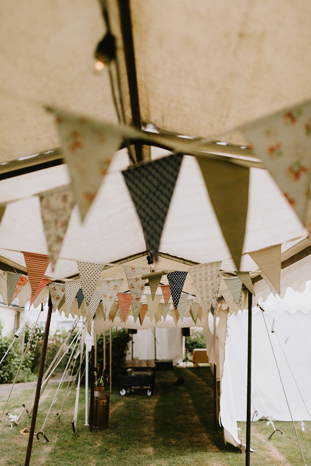 Home Made Eco Friendly Wedding with Home Grown Sunflowers