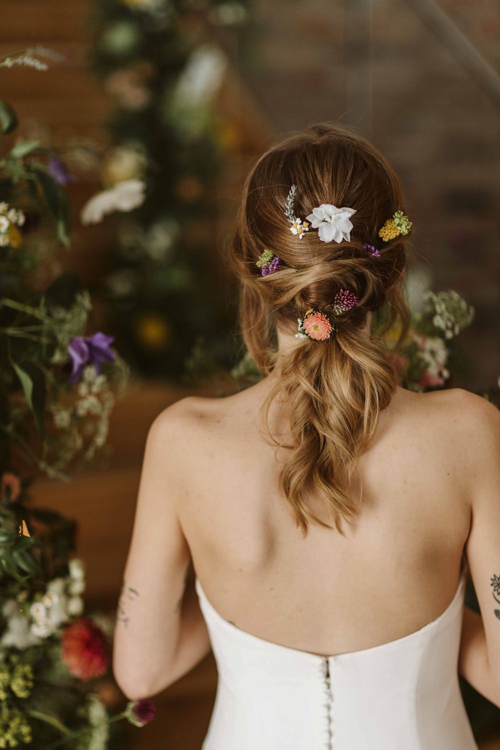 Fresh Flower Ponytail